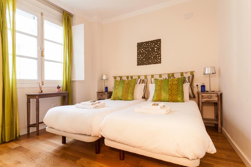 City Rooftop Paradise - Space Maison Apartments Sevilla Kamer foto